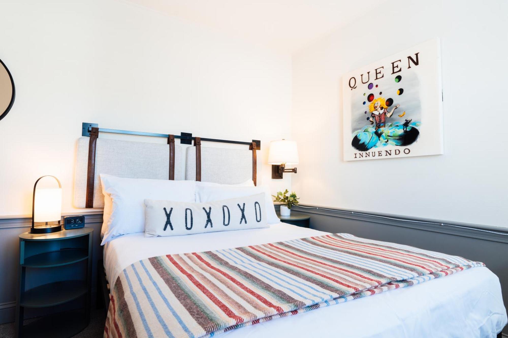 Mercury Hotel Провинстаун Экстерьер фото