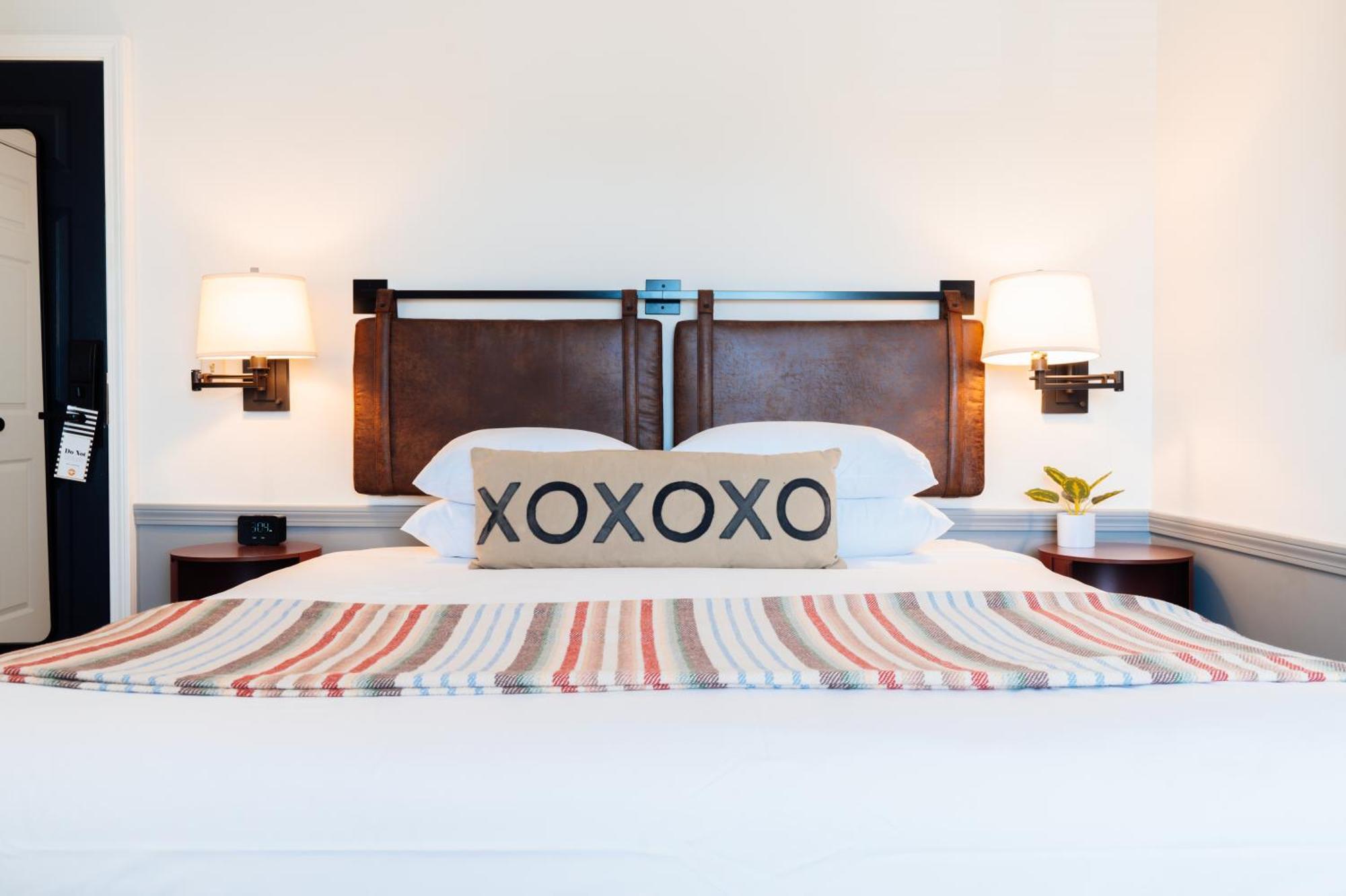 Mercury Hotel Провинстаун Экстерьер фото